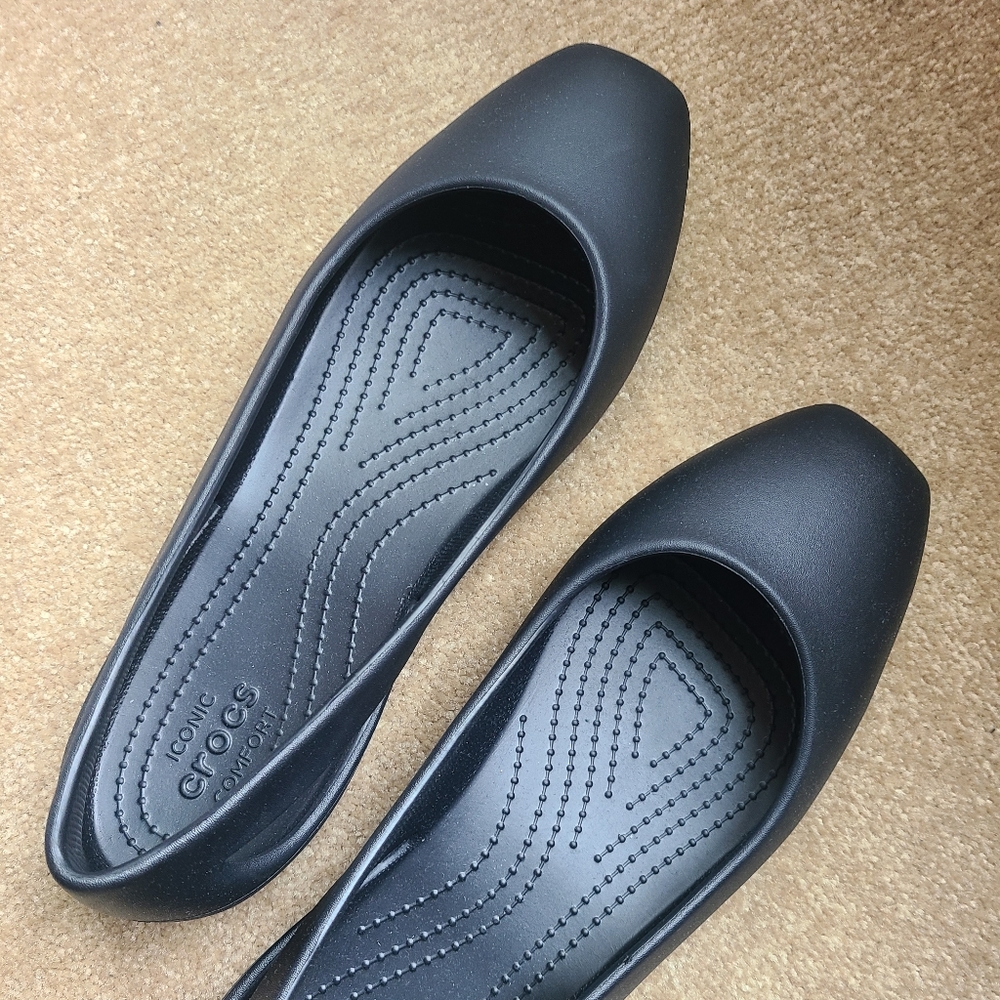 CROCS
